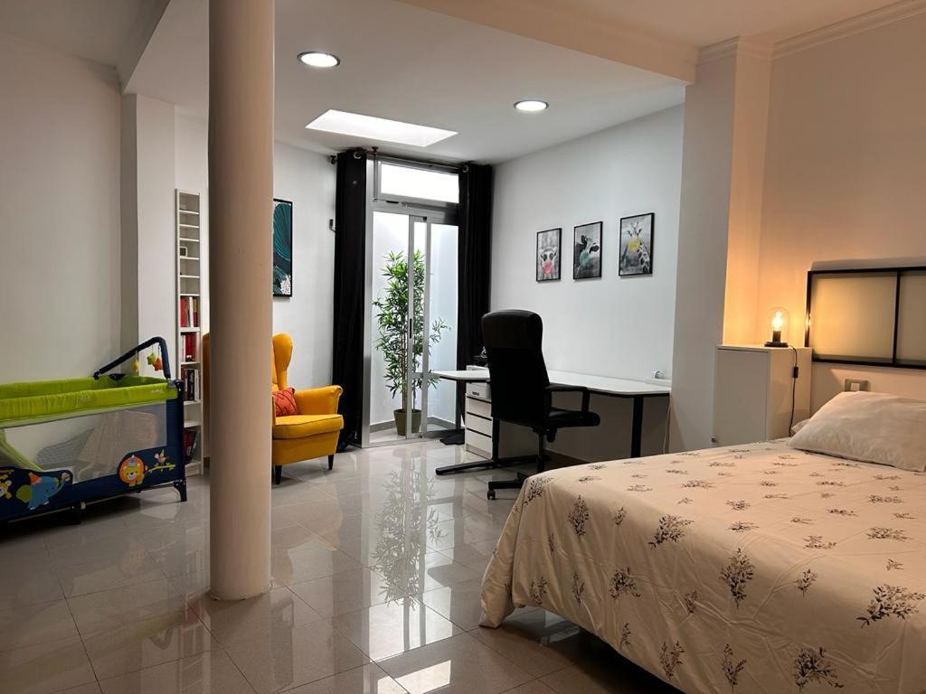 Hjs Guest House - The Majestic Loft Лас-Пальмас-де-Гран-Канария Экстерьер фото